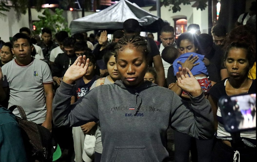 La primera caravana migrante del año partió este jueves de la frontera sur de México con cerca de dos mil integrantes. Foto: EFE