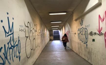 Padecen peatones por olor a orines e inseguridad en paso subterráneo en Naucalpan