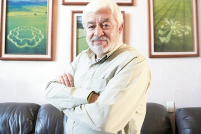 Maussan cazará ovnis en Azteca