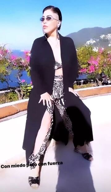 La mamá de Christian Nodal se rapa y luce un sexy look