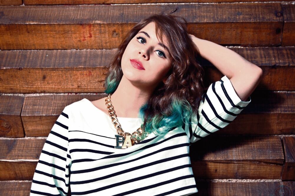 Tessa Ía está feliz en Narcos