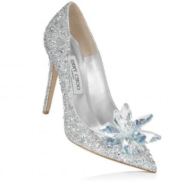 Estos son los zapatos de 60 mil pesos que rompieron al Internet