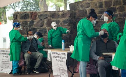 Tercera ola provoca que miles acudan por una prueba de Covid-19 en Toluca