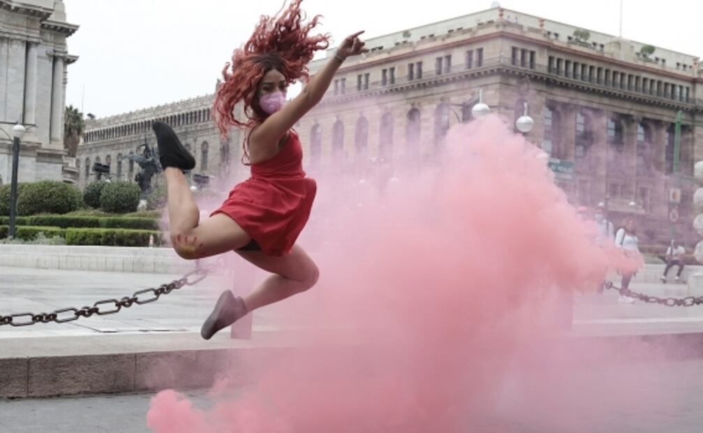 Protestan bailarinas en Palacio de Bellas Artes