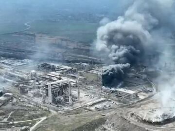 Vladimir Putin celebra la toma de Mariupol y descarta asalto final a la fábrica de Azovstal