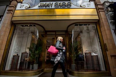 Michael Kors compra la firma de zapatos Jimmy Choo 