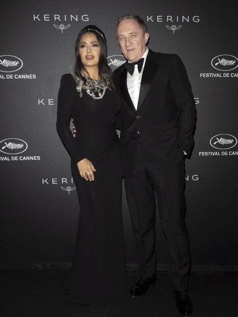 “Hay discriminación hacia los hombres ricos": Salma Hayek defiende a su esposo