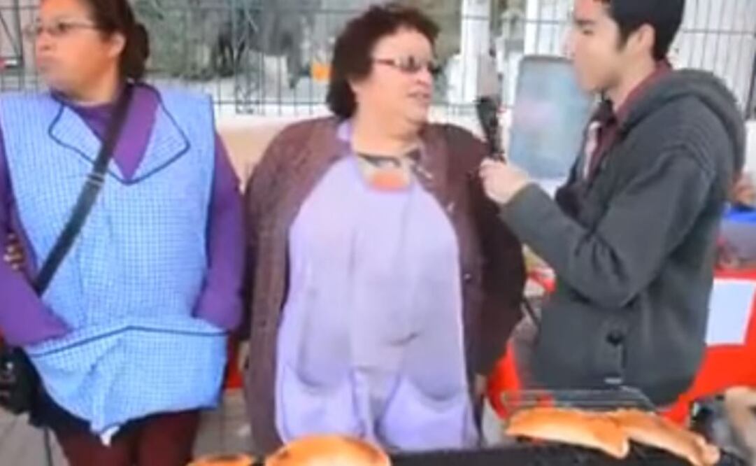 Un perro ladrón se roba los corazones de Internet