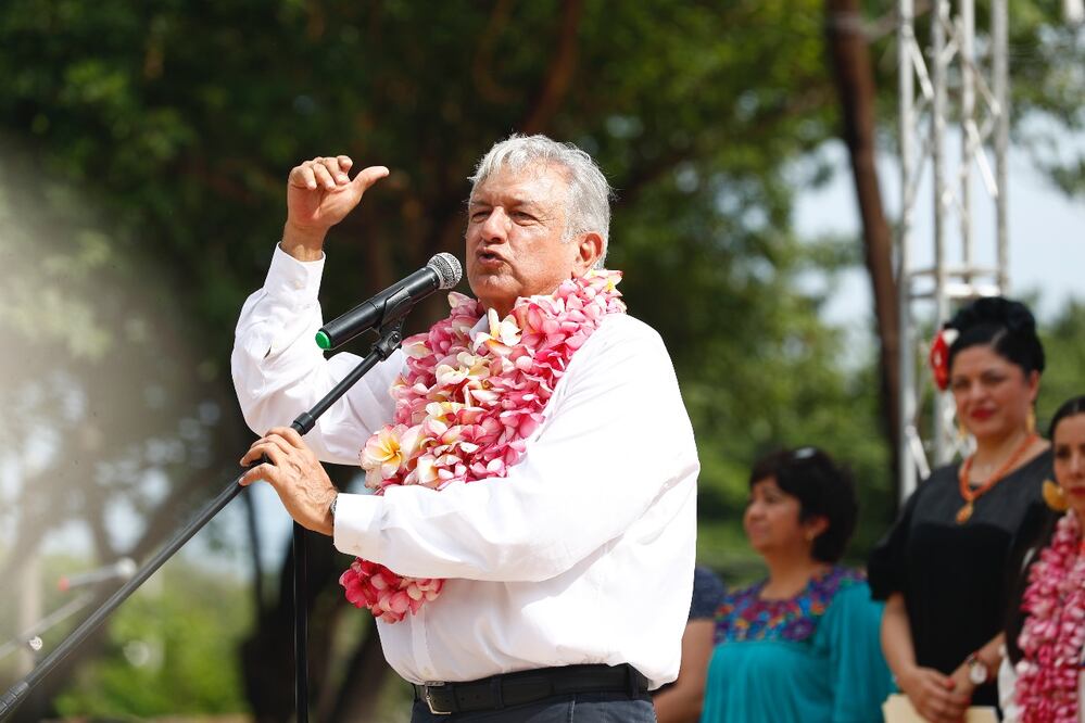 Andrés Manuel López Obrador, presidente electo en un mitin en la región del Istmo de Tehuantepec (YADIN XOLALPA. EL UNIVERSAL)