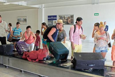 Tráfico de pasajeros en aeropuertos crece 11.3%