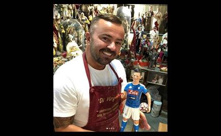 Original "bienvenida" para el 'Chucky' Lozano en Napoli 