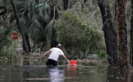 Huracán "Michael" se degrada a categoría 2 a su paso por Florida