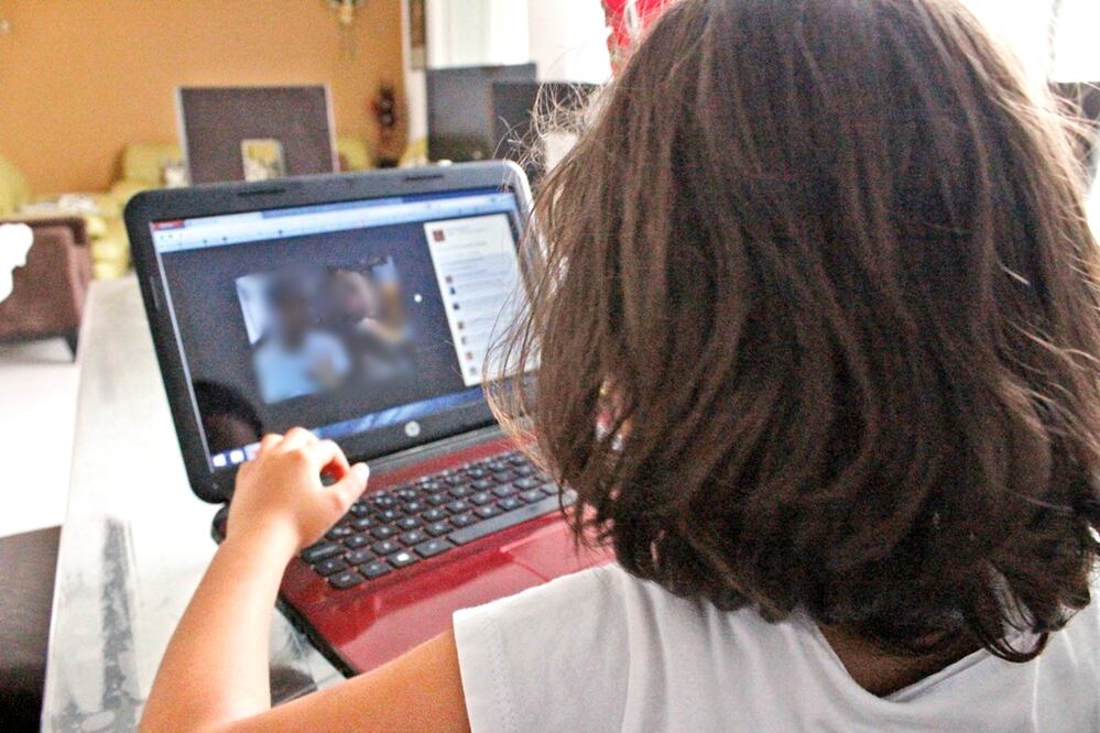 De los 65 millones de personas que tienen acceso a internet en el país, uno de cada tres son niños y adolescentes de entre 6 y 17 años son sujetos potenciales a ser víctimas de delitos cibernéticos. Foto: Archivo/EL UNIVERSAL