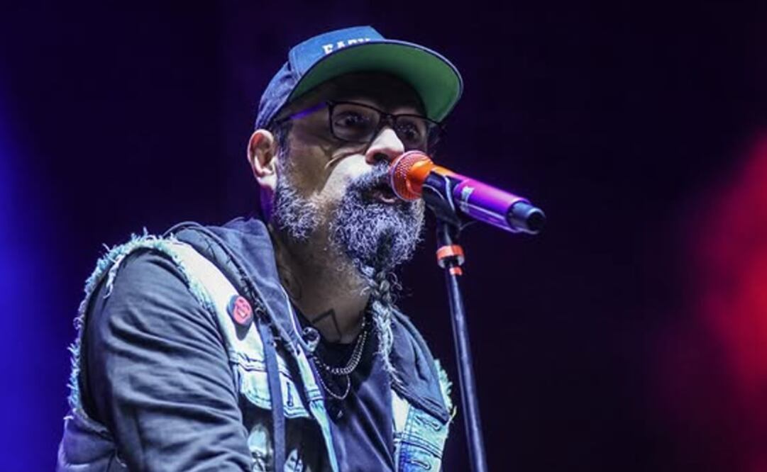 Shenka, vocalista de Panteón Rococó, se presentaría en Querétaro hoy 14 de junio. Foto: Instagram oficial.