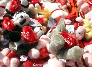 Profeco suspends 72 establishments on Valentine's Day