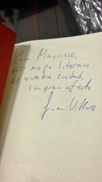 Bibliófilos cazadores de libros firmados por sus autores