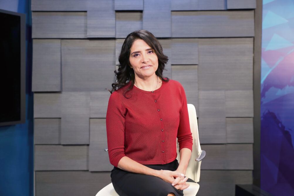 El Frente, posibilidad de cambio. Alejandra Barrales, dirigente del PRD, opina que el Frente Ciudadano por México va más allá de membretes, de los propios nombres de partidos, es una posibilidad de cambio (VALENTE ROSAS. EL UNIVERSAL)