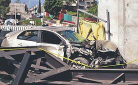Por sentirse rápido y furioso un hombre murió estampado contra un pilar de la México-Puebla