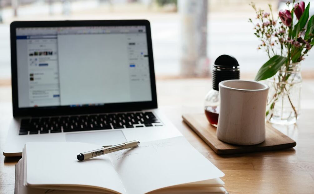 Oracle lanza curso gratis. Imagen: Unsplash