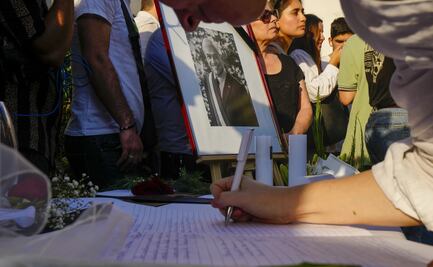 Miles de chilenos rinden homenaje al expresidente Sebastián Piñera