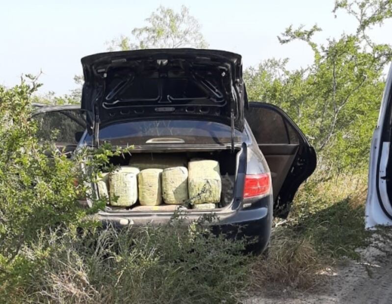 Aseguran vehículo con 190 kilos de marihuana en Tamaulipas