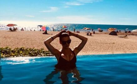 Marjorie de Sousa luce sus curvas en bikini