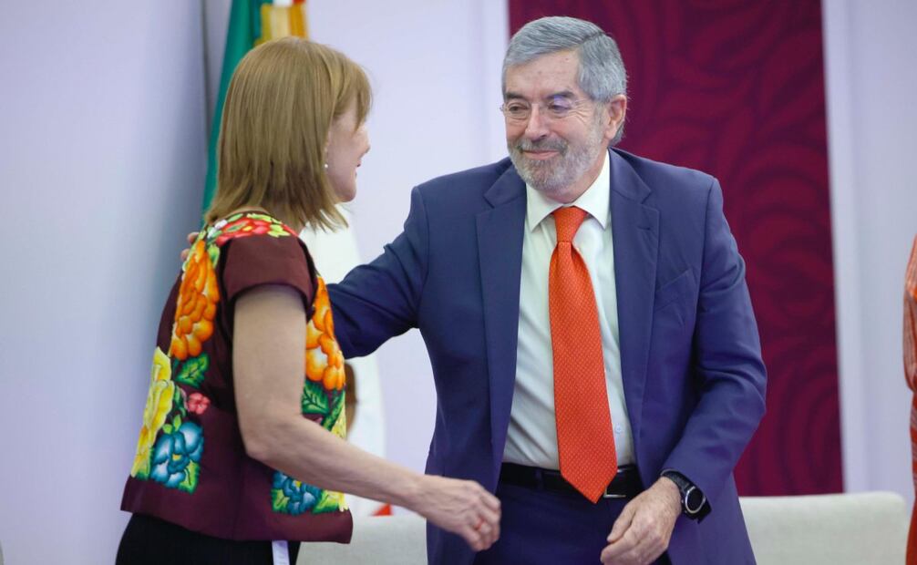 Juan Ramón De la Fuente celebra llegada de Tatiana Clouthier al IMME. Foto: Especial