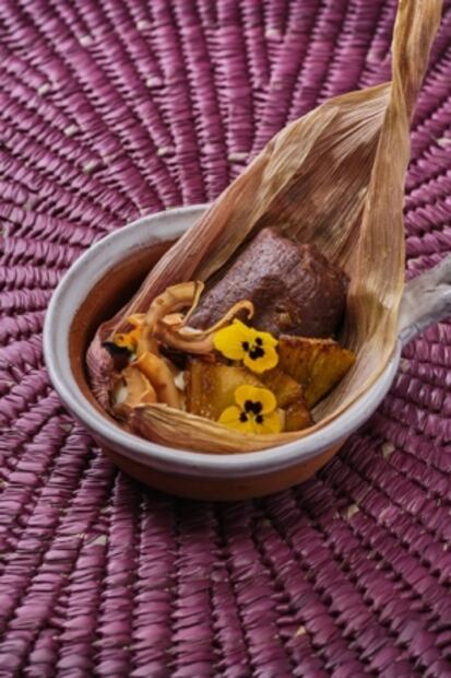 Tamales y atole al estilo Masala y Maíz