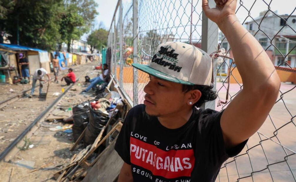 Gilbert es venezolano y barbero, “es mi deporte”, cuenta. Foto: Luis Camacho