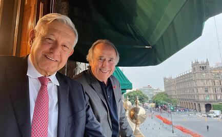 "Es poesía pura, limpia y humana": AMLO se reúne con Joan Manuel Serrat previo a su concierto en el Zócalo 