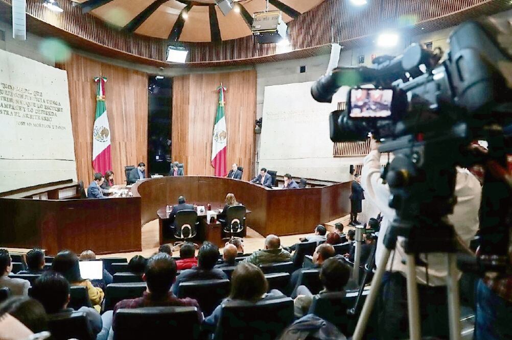 Desde que asumieron el cargo, en noviembre de 2016, en el TEPJF los magistrados han conformado dos bloques (ARCHIVO EL UNIVERSAL)