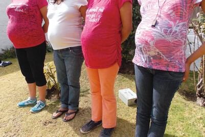 Suspenden adopciones por tráfico de bebés