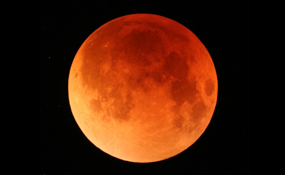 Total lunar eclipses occur when the moon moves into perfect alignment with the sun and earth, giving it a copper-red or “blood” appearance - Photo: Rikubetsu Astronomy and Terrestrial Science Museum