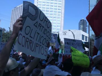 Inicia marcha “Vibra México” en Paseo de la Reforma