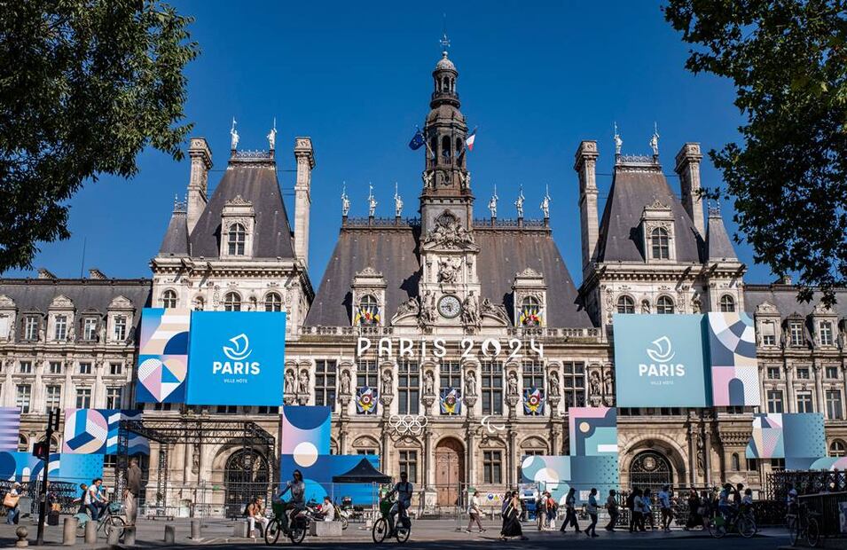 El Ayuntamiento (Hôtel de Ville), a orillas del río Sena, será el punto de salida del maratón. Foto: Sun Fei. Xinhua