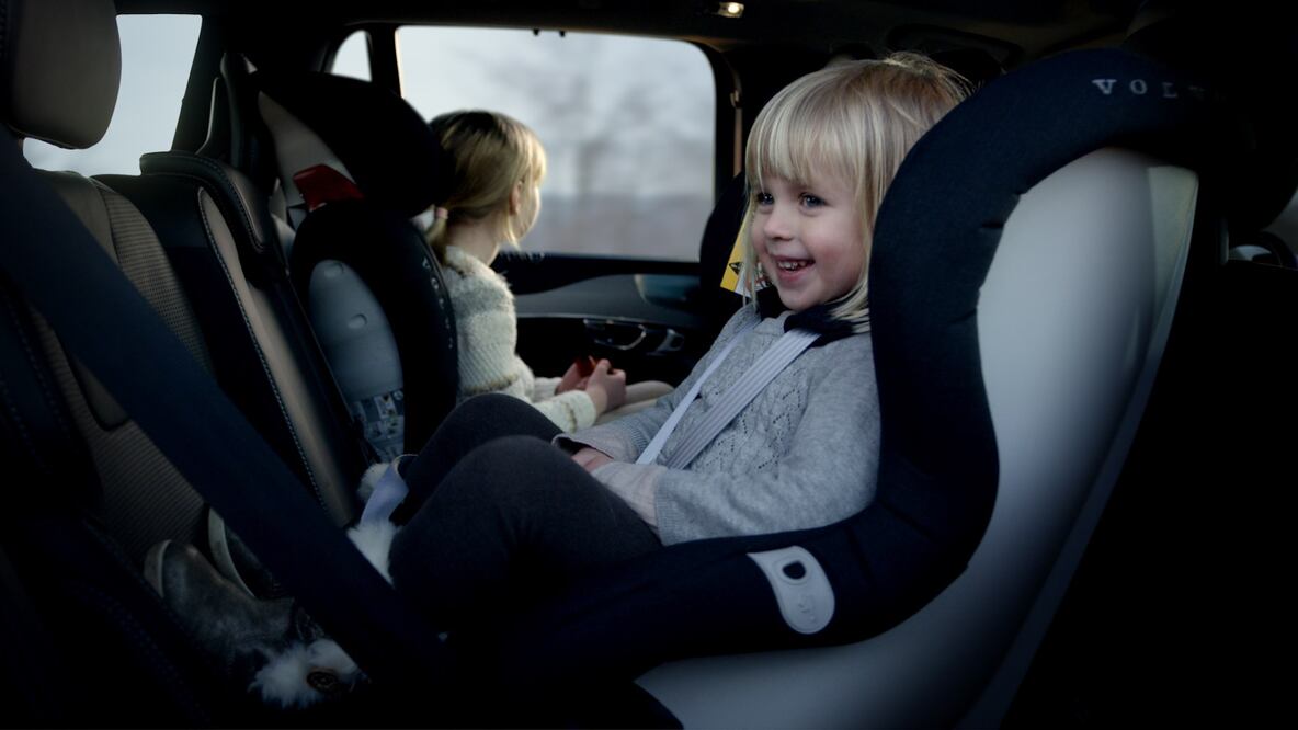 Volvo presenta nueva linea de asientos infantiles
