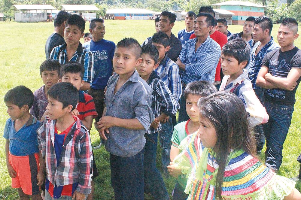 Los niños de esta comunidad, en la temporada de calor o lluvias, enferman de diarrea, afectaciones respiratorias y de la piel, pero no se puede hacer mucho, porque la medicina recibida de la Jurisdicción Sanitaria ha caducado (FREDY MARTÍN. EL UNIVERSAL)