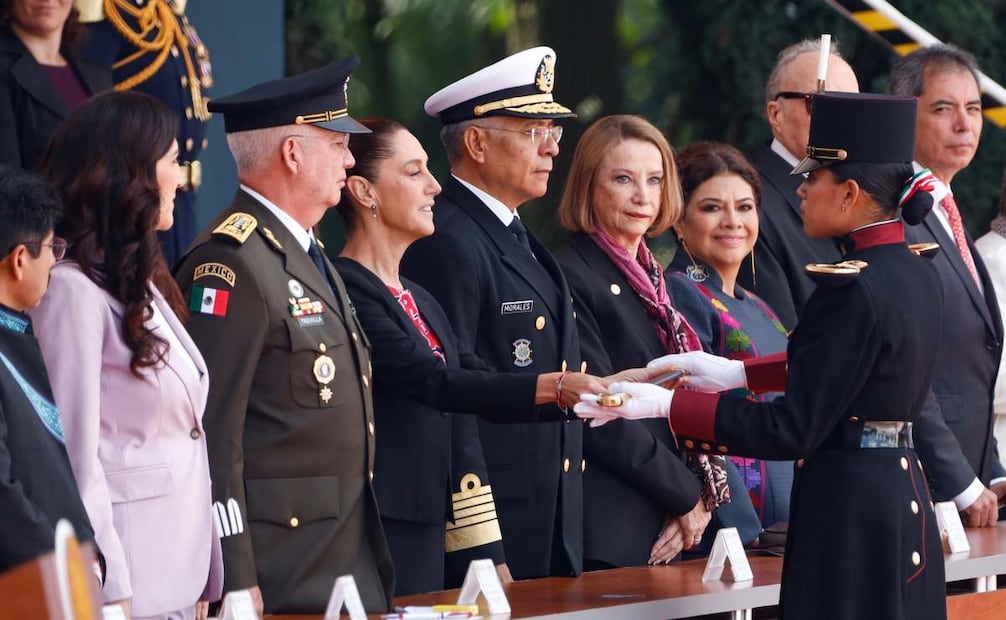 La presidenta Claudia Sheinbaum Pardo encabezó la conmemoración del 178 Aniversario de la Gesta Heroica de los Niños Héroes de Chapultepec. Foto Hugo Salvador / EL UNIVERSAL