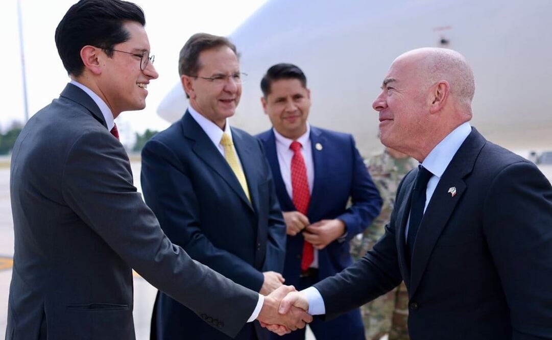 Jefe de la Unidad para América del Norte de la SRE, Roberto Velasco recibe a funcionarios de Estados Unidos. Foto: Especial