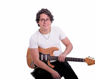 Manu Negrete se adapta al encierro