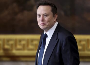 Elon Musk asegura que seguirá siendo CEO de Tesla por 5 años más; afirma que está comprometido con la empresa