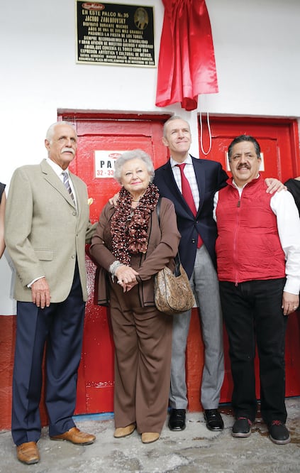 Rafael Herrerías, Sarita vda. de Zabludovsky, Heriberto Murrieta y Marcos Guillén (LUIS CORTÉS. EL UNIVERSAL)