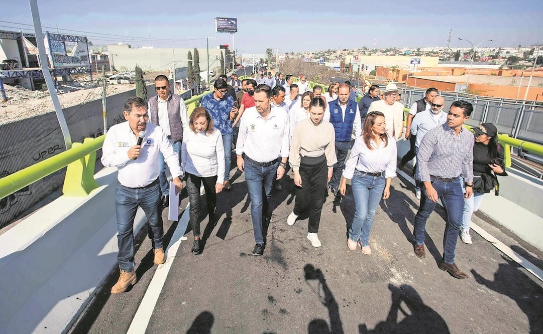 El puente de Sombrerete cuenta con rampas de acceso y salida de 160 metros lineales, informó el funcionario. Foto: ESPECIAL
