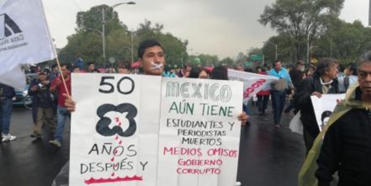 Minuto a Minuto. Marcha del Silencio de estudiantes al Zócalo