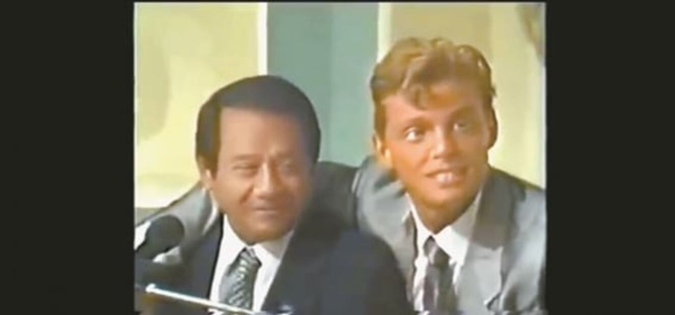 Manzanero apagó la luz