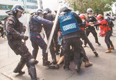 Abren 140 expedientes por quejas dirigidas a la FGJ Y SSC por abusos de uniformados