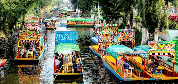 Ya puedes reservar una trajinera de Xochimilco en internet