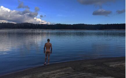 Justin Bieber comparte otra foto desnudo
