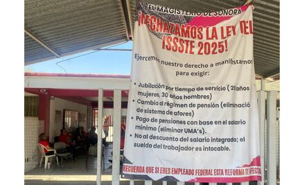 Padres de familia de secundaria en Hermosillo piden a maestros volver a las aulas; exigen se manifiesten después de su horario de clases