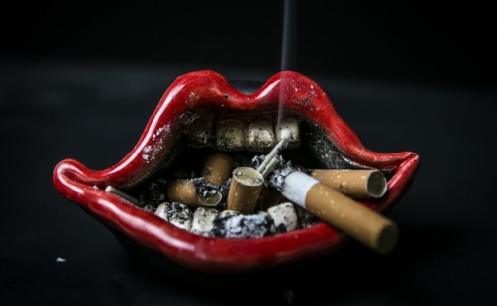 Las sustancias del tabaco que no son aspiradas y que absorbe la piel